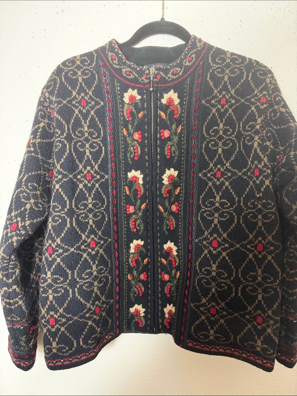 Icelandic Design Sweater Wool Nordic Embroidered Red Black Full Zip Lined Size M